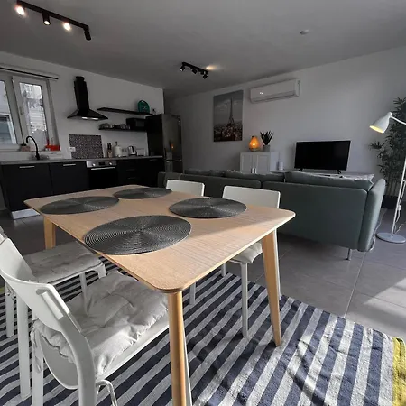 Apartment The Willows Nr. 3 *